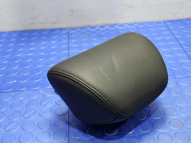 2015 Infiniti Q50 Headrest