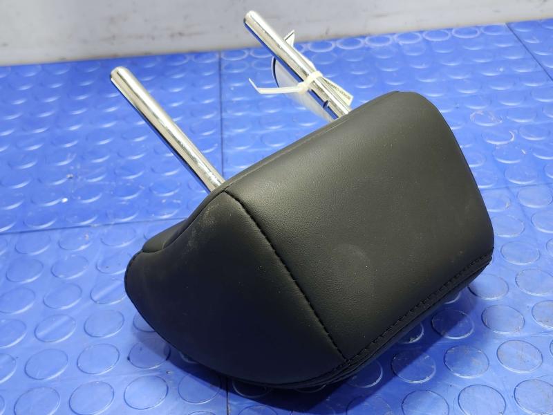 2015 Infiniti Q50 Headrest