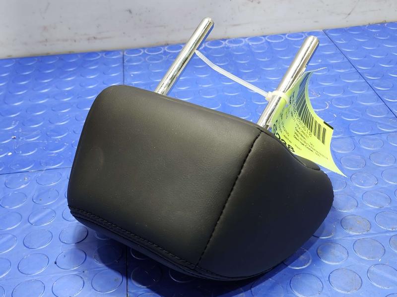 2015 Infiniti Q50 Headrest