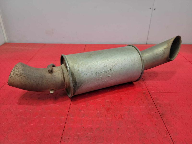 2011-2014 GMC Yukon Denali 6.2L Rear Exhaust Resonator Genuine OEM 15896609