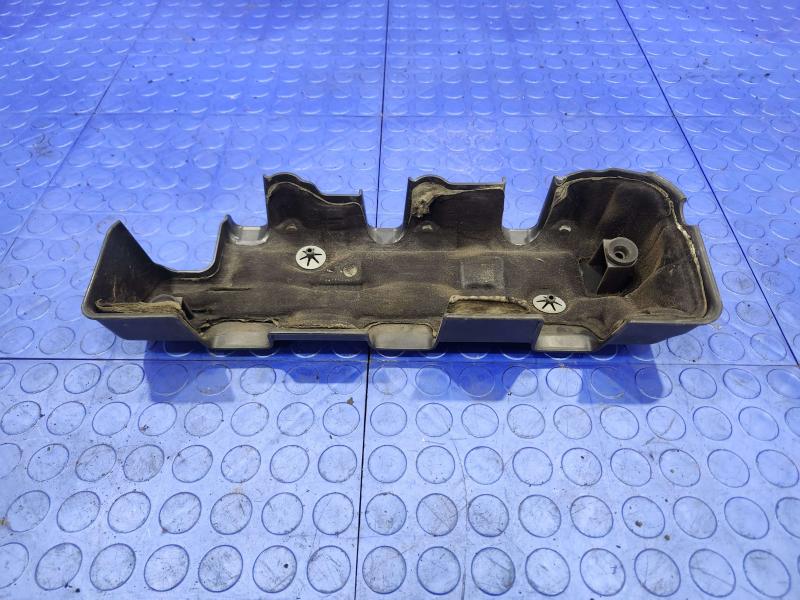 2014 Chevrolet Silverado 1500 Engine Cover