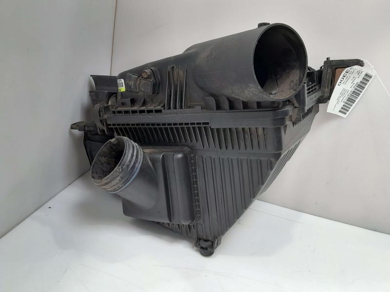 2012 - 2014 Hyundai Genesis Sedan 3.8L Engine Air Cleaner Box Assembly OEM 281103M300