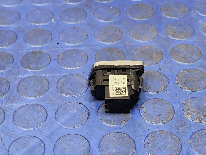2021 Ford Explorer Door Switch Front
