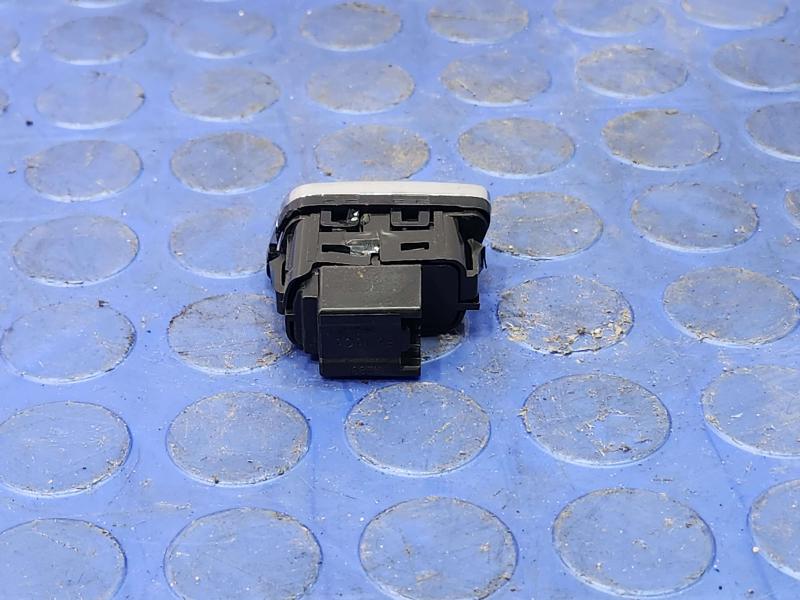 2021 Ford Explorer Door Switch Front
