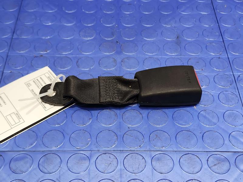 2016 Nissan Rogue Rear Seat Belt
