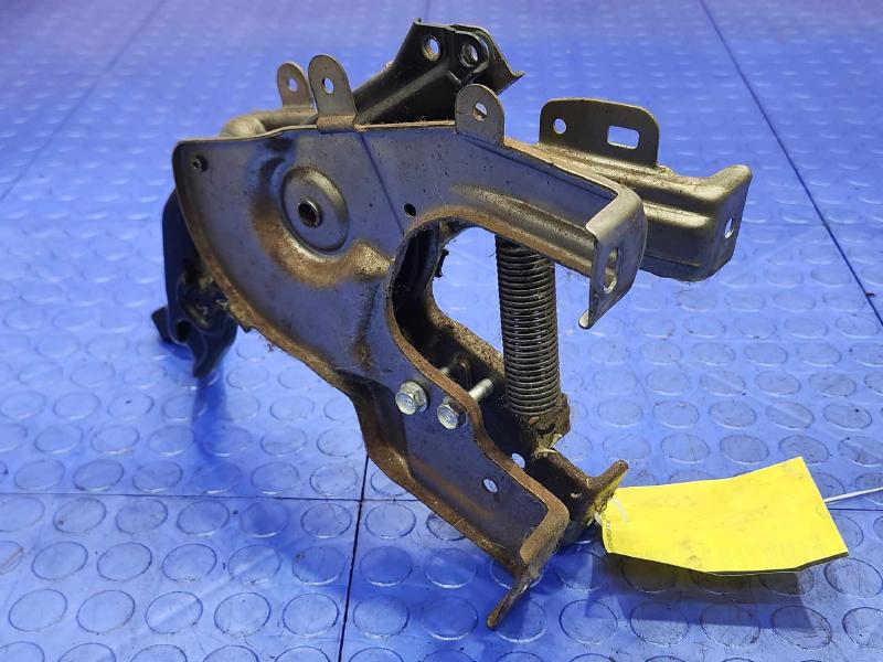 2012-2016 Honda CRV Parking Brake Foot Pedal Assembly OEM 47100-T0A-A71