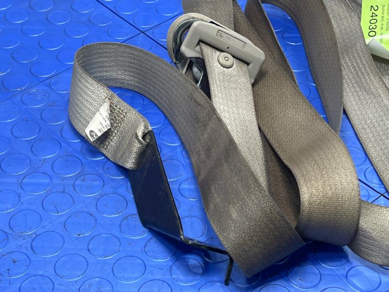 2011 Ford Expedition Front Seat Belt