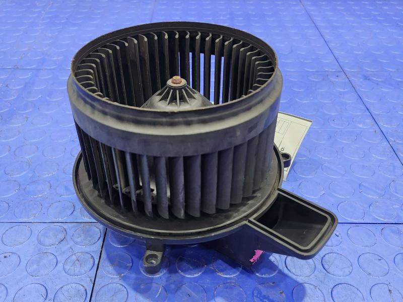 2012 Jeep Grand Cherokee Blower Motor