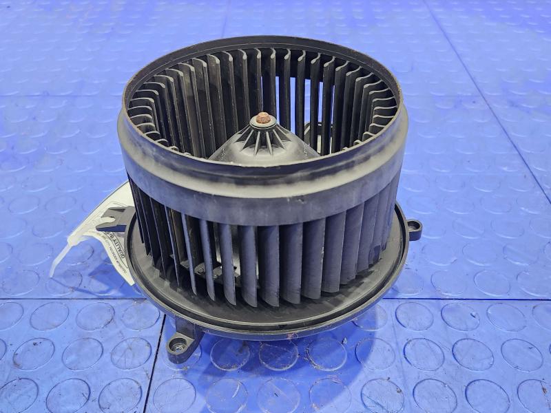 2012 Jeep Grand Cherokee Blower Motor