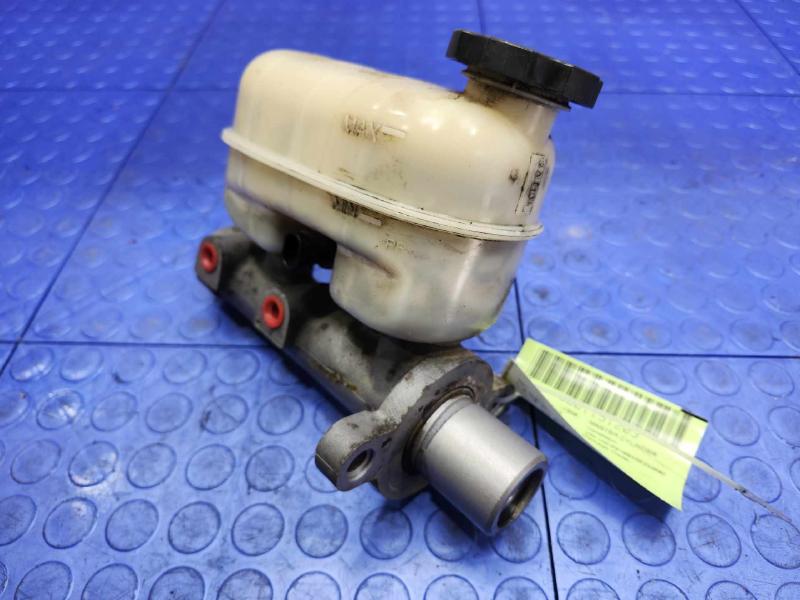 2005 Chevrolet Silverado 1500 Master Cylinder