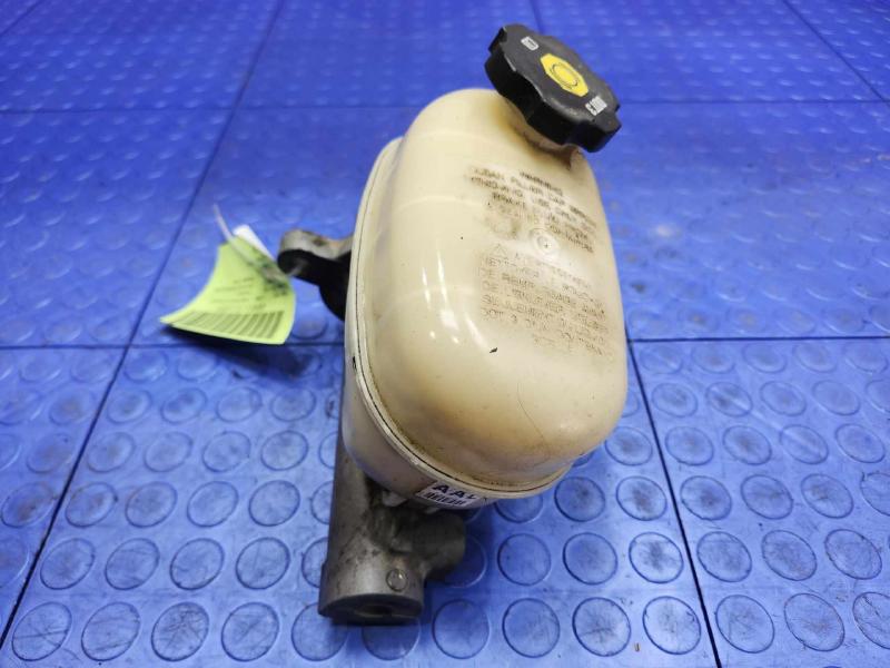 2005 Chevrolet Silverado 1500 Master Cylinder