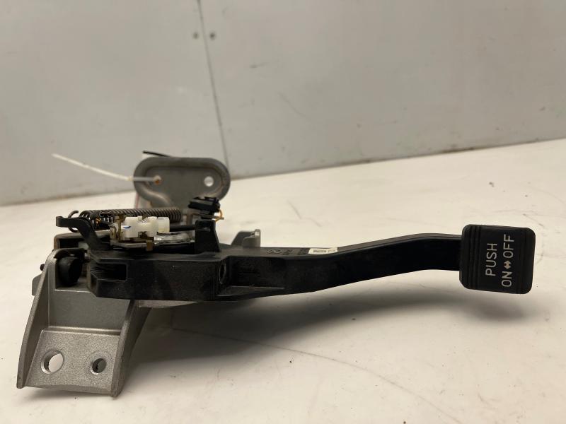 2015 2016 2017 Hyundai Sonata Parking Brake Pedal OEM 59710-C1000
