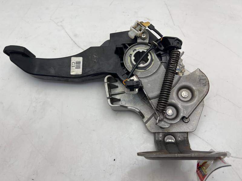 2015 2016 2017 Hyundai Sonata Parking Brake Pedal OEM 59710-C1000