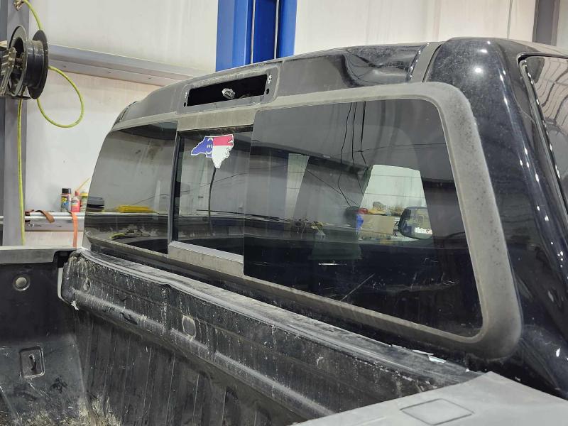 2016 Chevrolet Colorado Back Glass/Window