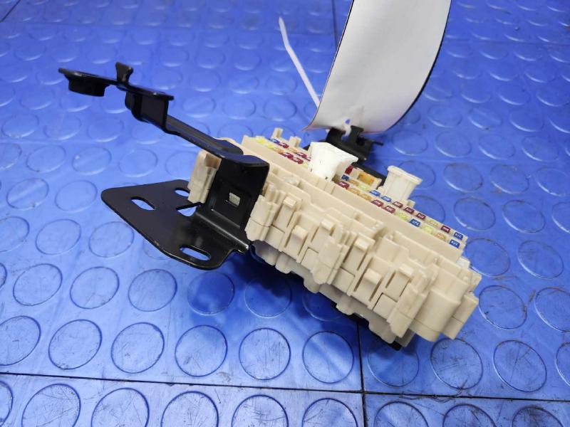 2016 Nissan Rogue Cabin Fuse Box