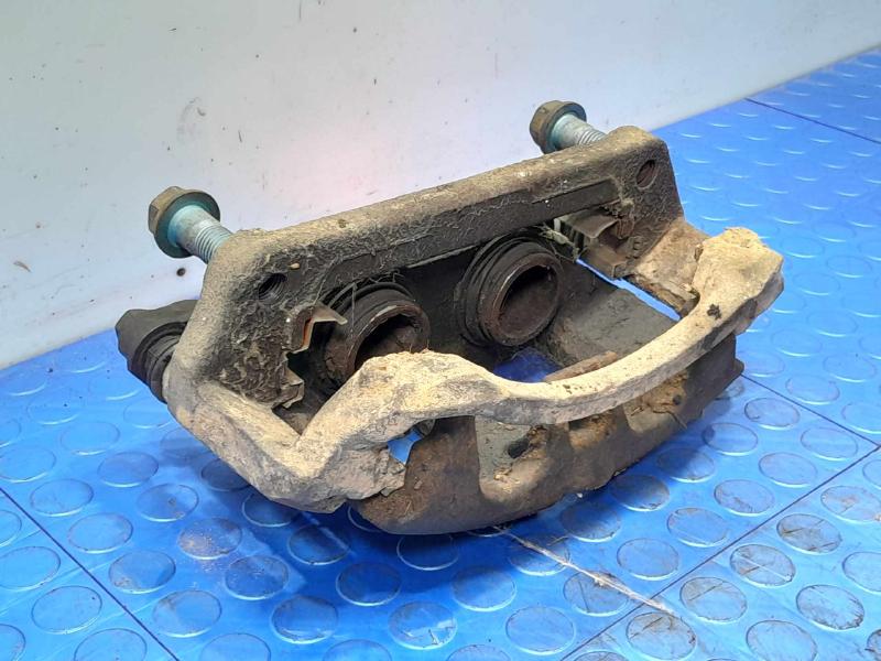 2013 Ford F-250 Super Duty Caliper