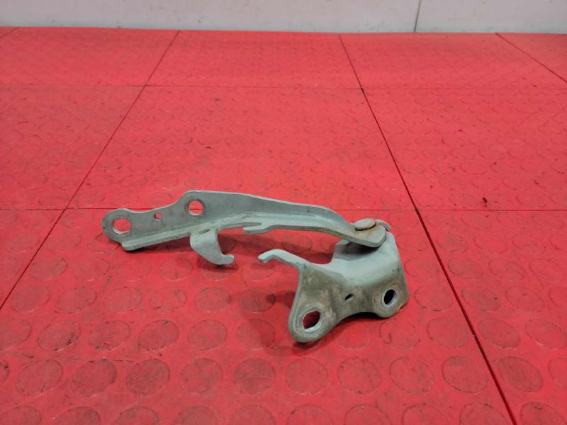 2007 Toyota Tacoma Hood Hinge