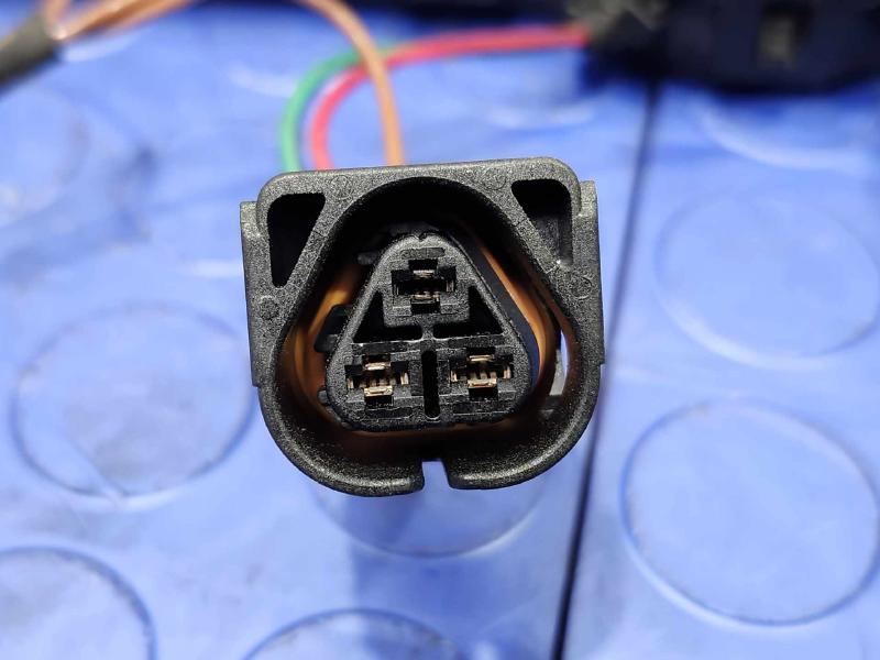 2003-2005 BMW Z4 2.5L Engine Ignition Coil Pack Harness OEM 12517524118