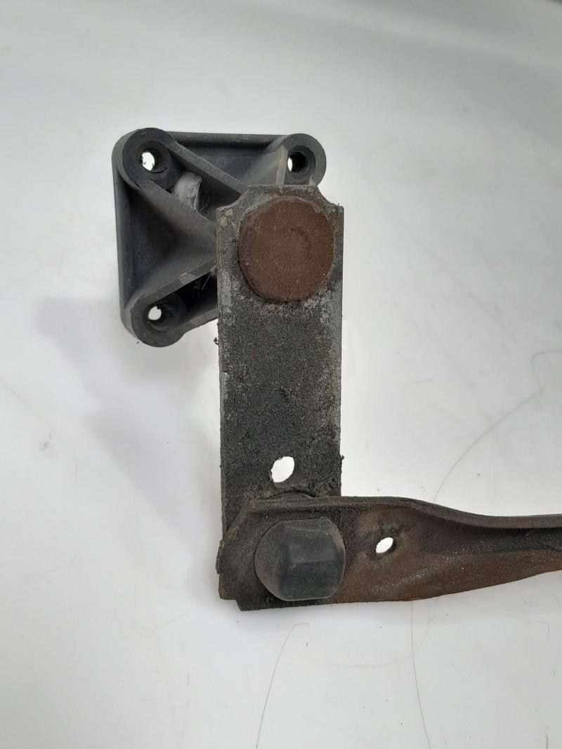 1988 Chevrolet Silverado 1500 Wiper Trans. Linkage