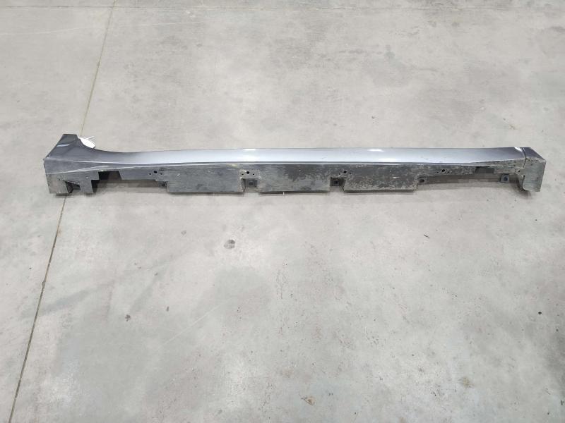 2018 Nissan Maxima Rocker Moulding