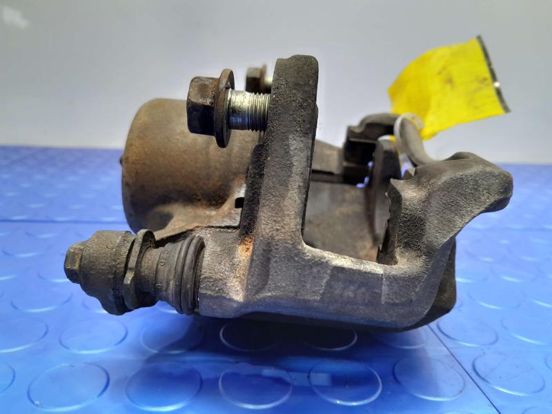 2013 - 2021 Honda Civic Front Brake Caliper Assembly RH Passenger Side OEM 45018T2FA00