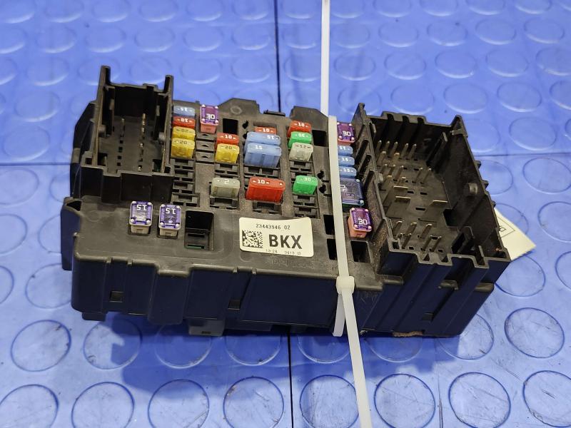 2014 Chevrolet Silverado 1500 Cabin Fuse Box