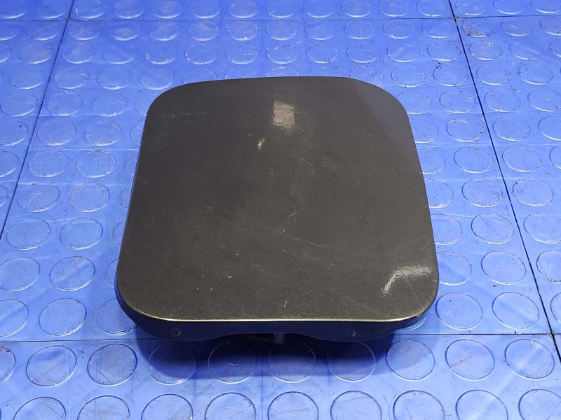 2016 Nissan Rogue Fuel Tank Door
