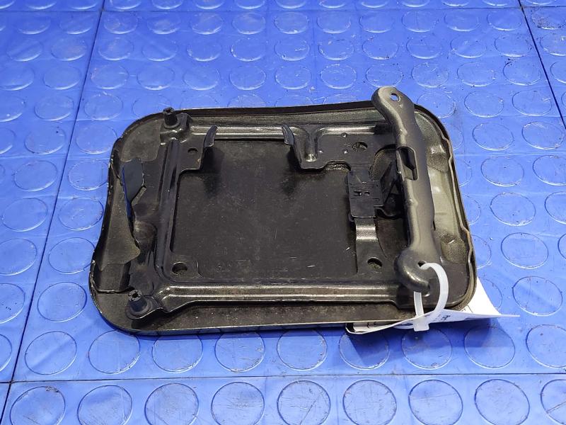 2016 Nissan Rogue Fuel Tank Door