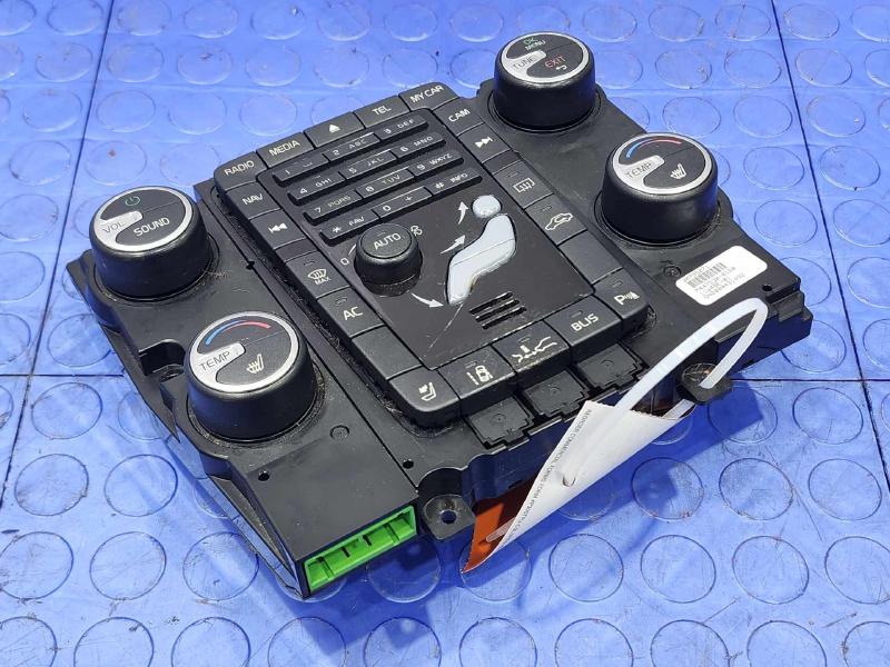 2012 Volvo XC60 Audio & Visual Equip.(Radio)