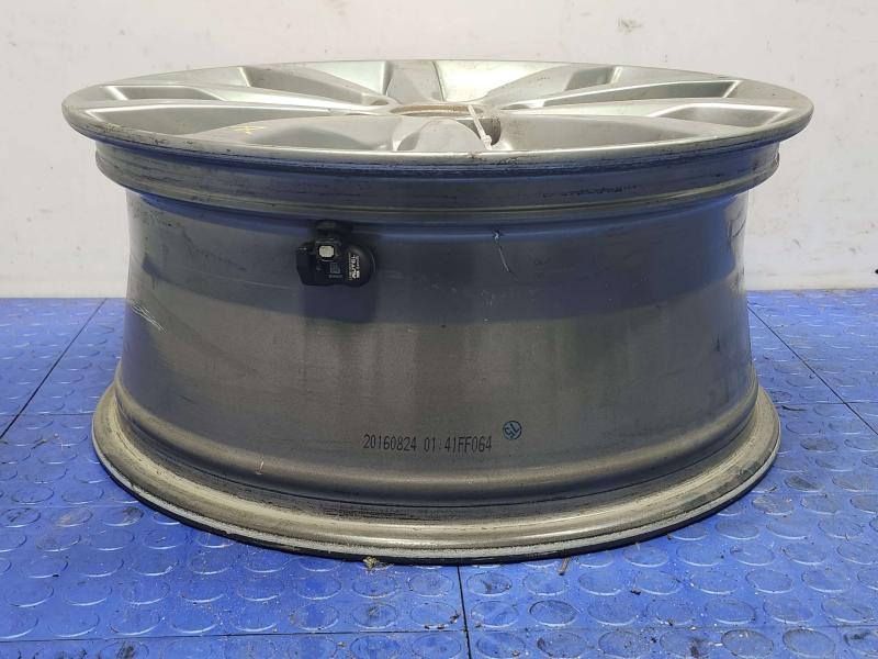 2014 Dodge Durango Wheel