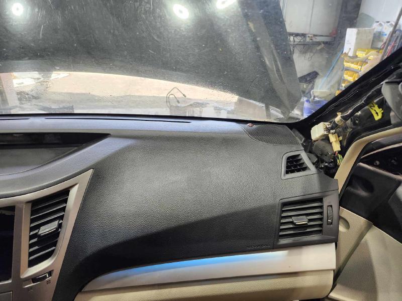 2010 Subaru Legacy Dash Panel