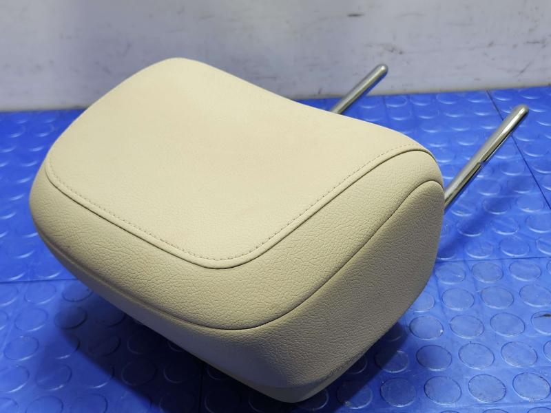 2018 Audi A4 Headrest