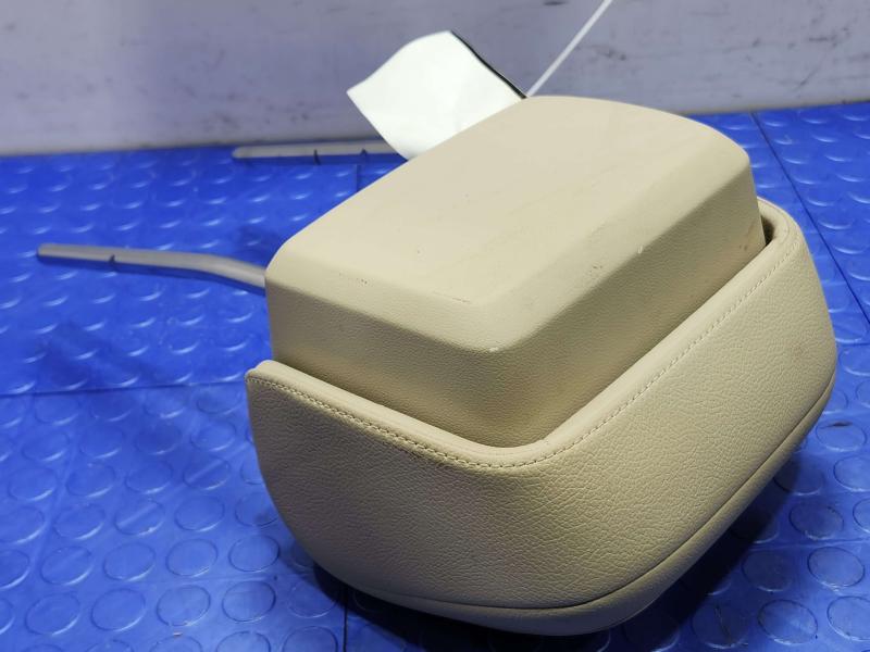 2018 Audi A4 Headrest
