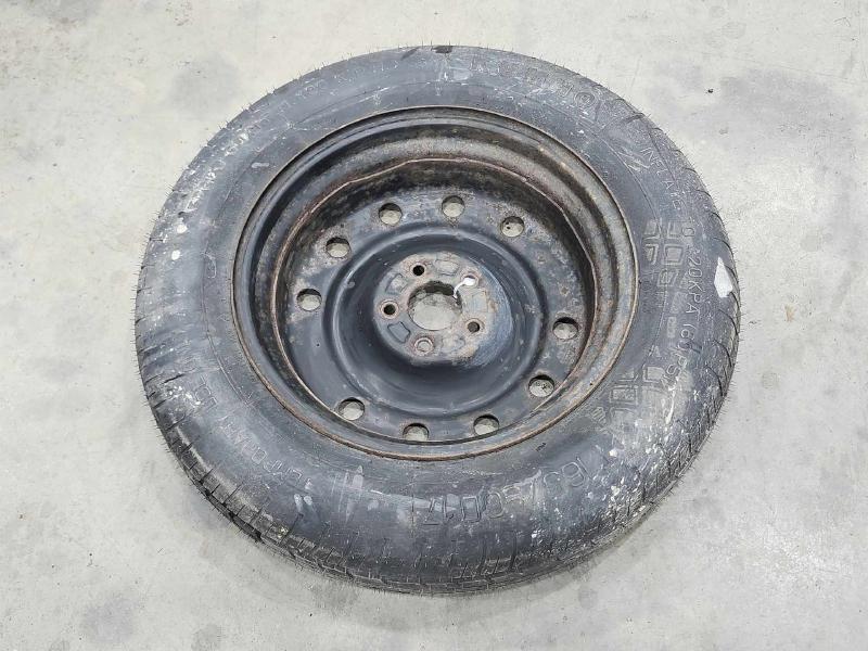 2014 Hyundai Santa Fe Wheel