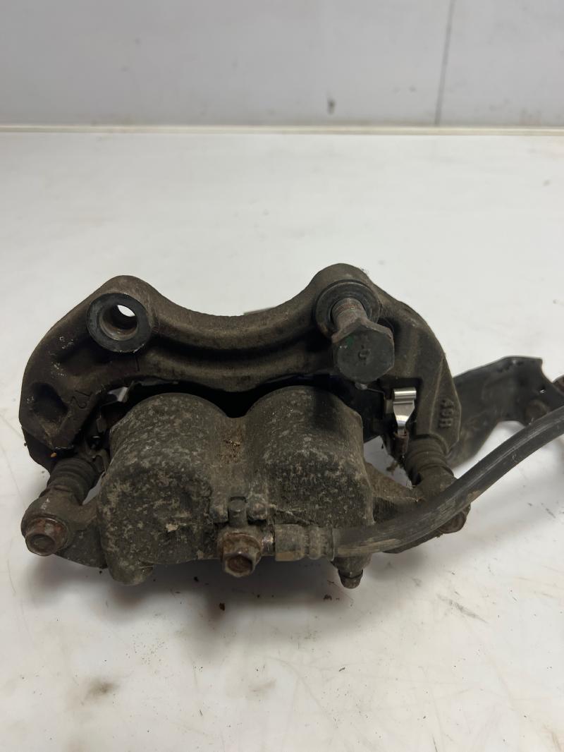 2005 2006 Infiniti G35 Front Brake Caliper LH Driver Side RWD ONLY OEM 41011AC700