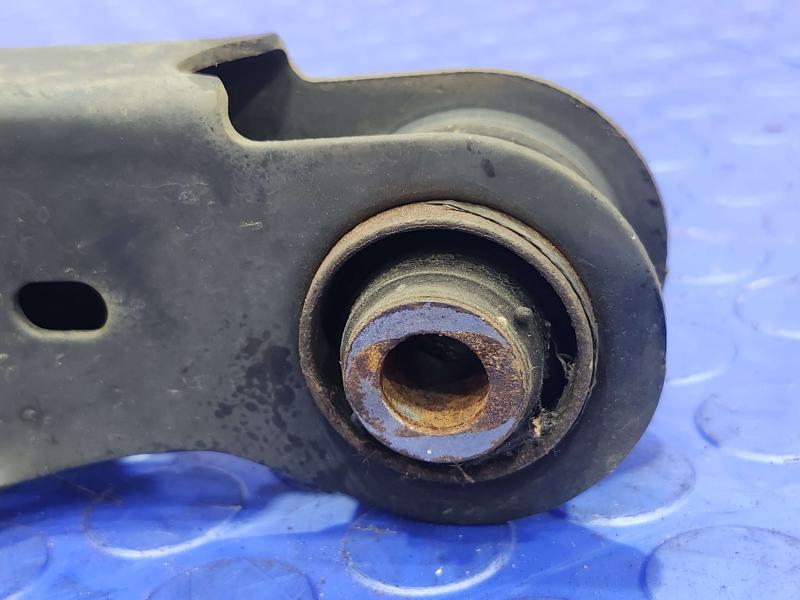 2017 Toyota Prius Lower Control Arm Rr