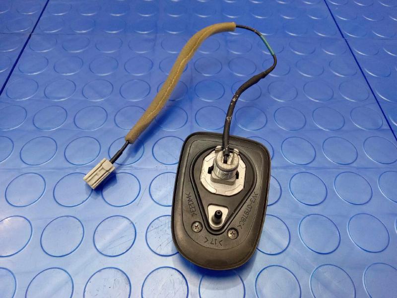 2011-2014 Toyota Sienna Satellite Radio Antenna Assembly OEM 8696008021