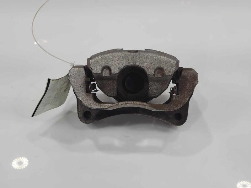 2015 Chrysler 200 Caliper