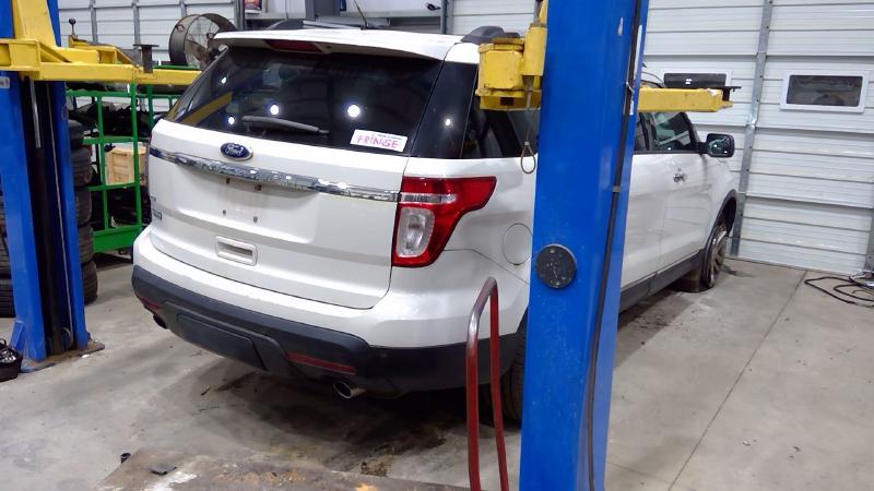 2011 Ford Explorer Front Door Latch