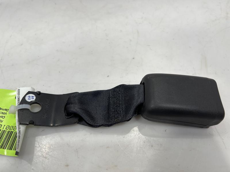 2020 Nissan Versa Rear Seat Belt