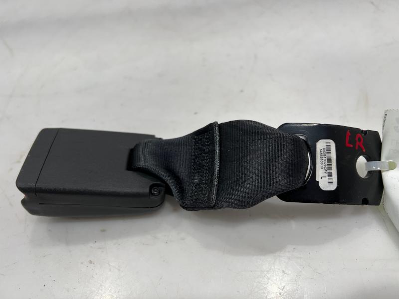 2020 Nissan Versa Rear Seat Belt