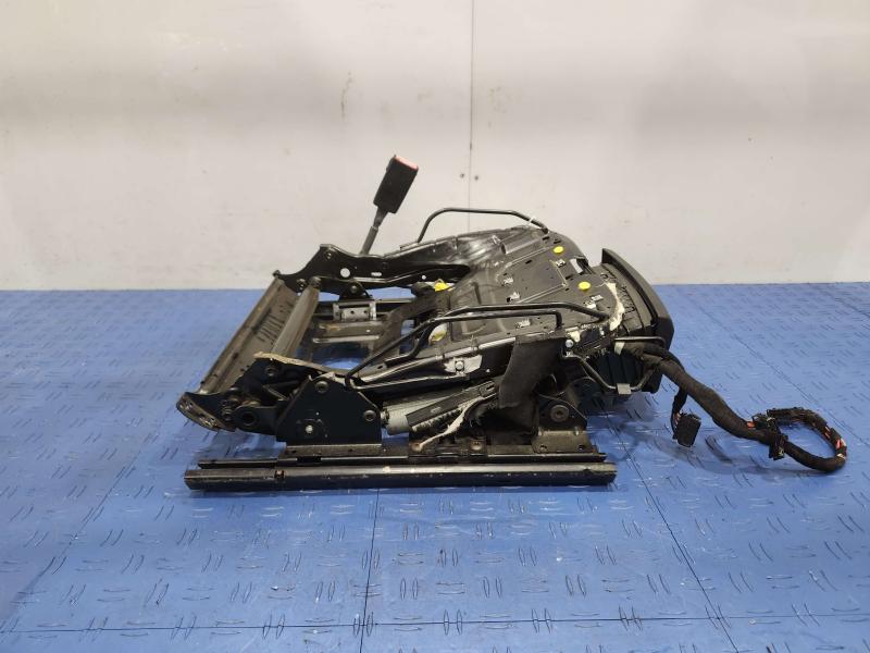 2012 Audi TT Seat Track