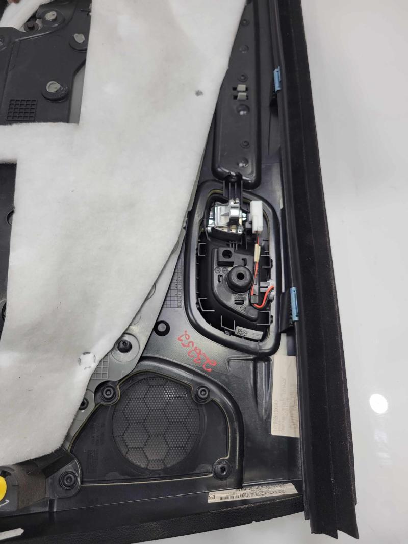 2014 Chrysler 300 Rear Door Trim Panel