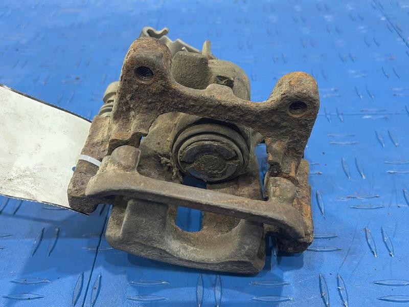 2015 Volkswagen Passat Caliper