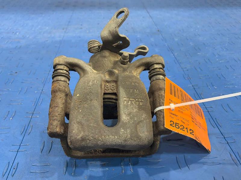 2015 Volkswagen Passat Caliper