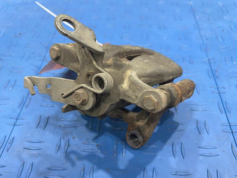 2015 Volkswagen Passat Caliper