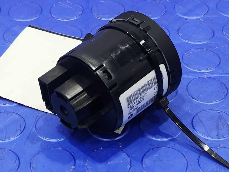 2017 Dodge Grand Caravan Headlight Switch (Dash Mtd)