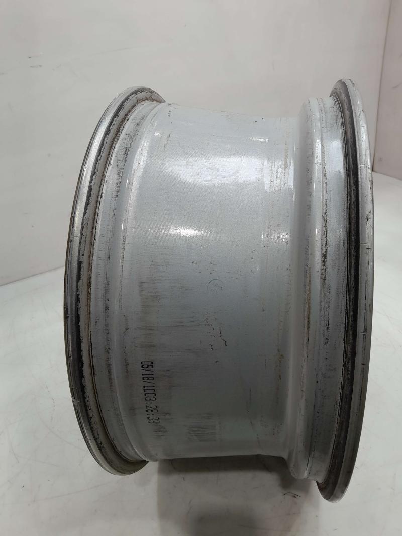 2011 Jeep Grand Cherokee Wheel