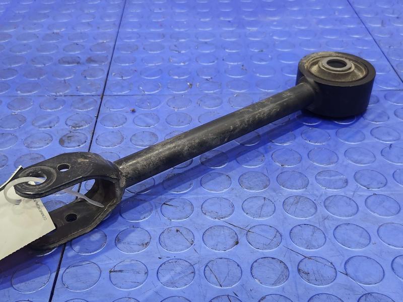 2013 Nissan Pathfinder Lower Control Arm Rr