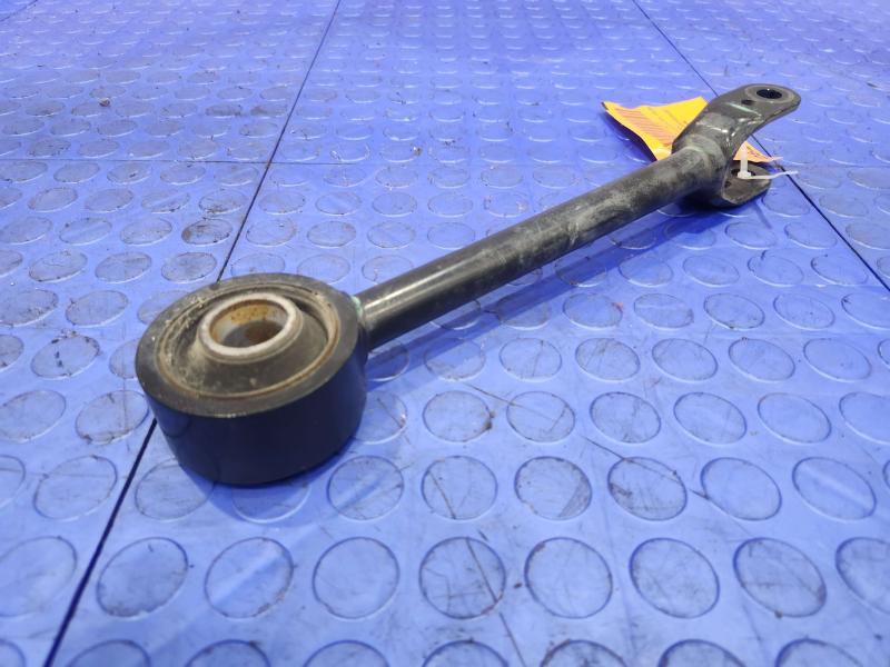 2013 Nissan Pathfinder Lower Control Arm Rr